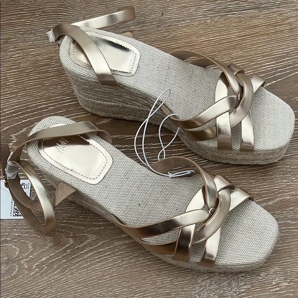 Gold Wedge Sandals - Picture 2 of 2
